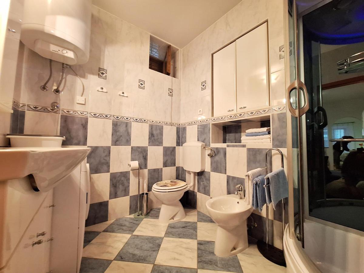 Apartment Taya Піран Екстер'єр фото