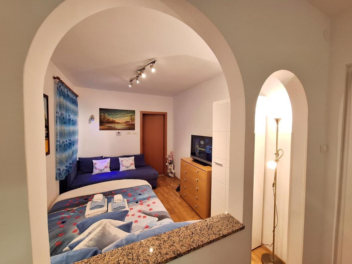 Apartment Taya Піран Екстер'єр фото